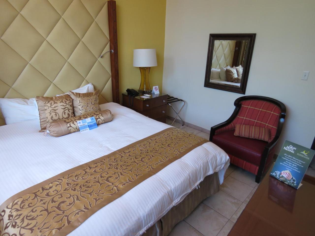 Gran Hotel Nacional David Ngoại thất bức ảnh