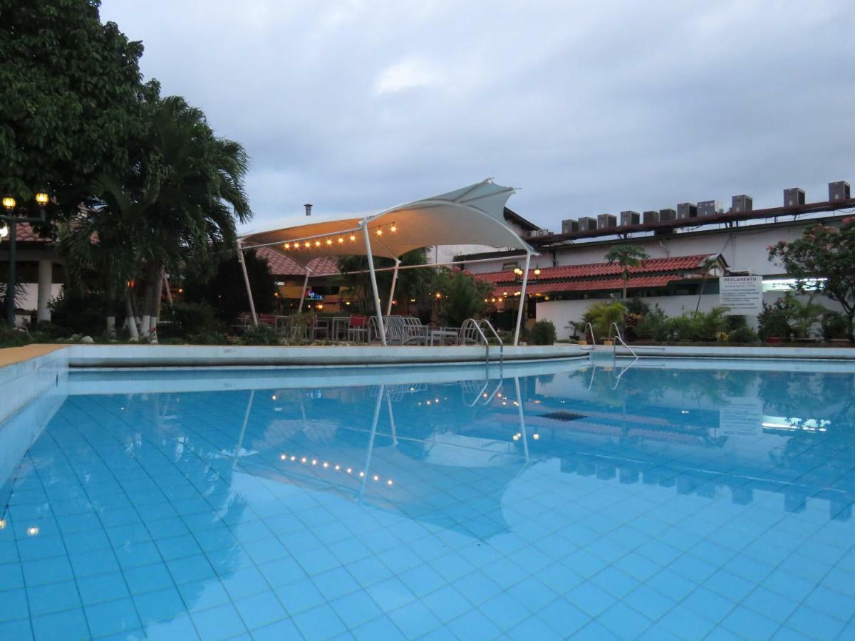 Gran Hotel Nacional David Ngoại thất bức ảnh